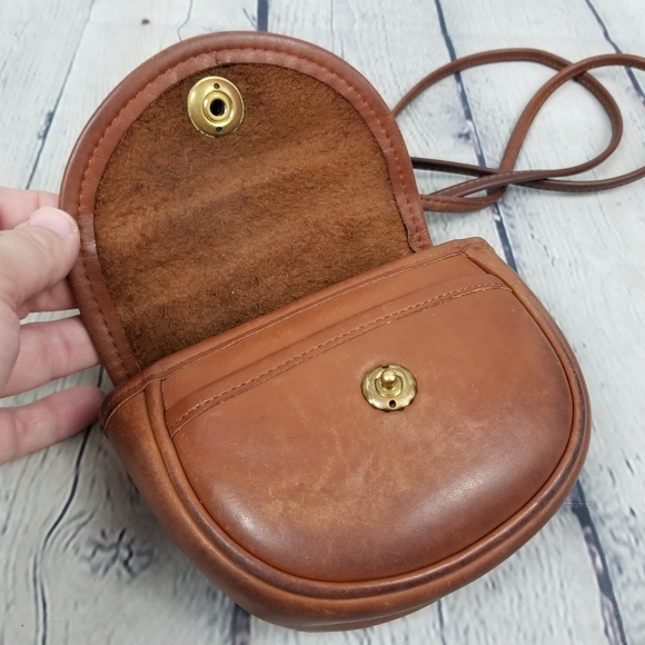 COACH | 9826 vintage mini crossbody/belt bag pouch - Picture 9 of 12